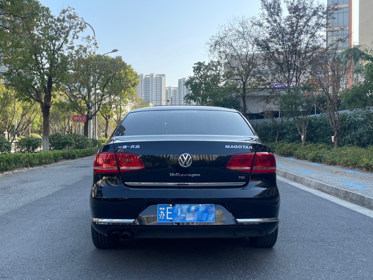 大众 迈腾  2012款 改款 2.0TSI 豪华型图片