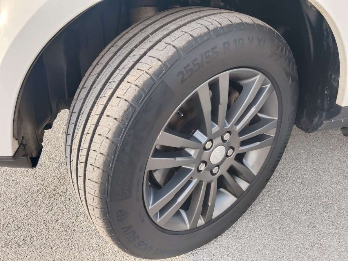 2016年12月路虎 發(fā)現(xiàn)  2015款 3.0 V6 SC SE