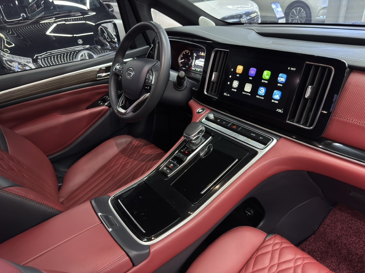 廣汽傳祺 M8  2023款 領(lǐng)秀系列 390T 尊享版圖片