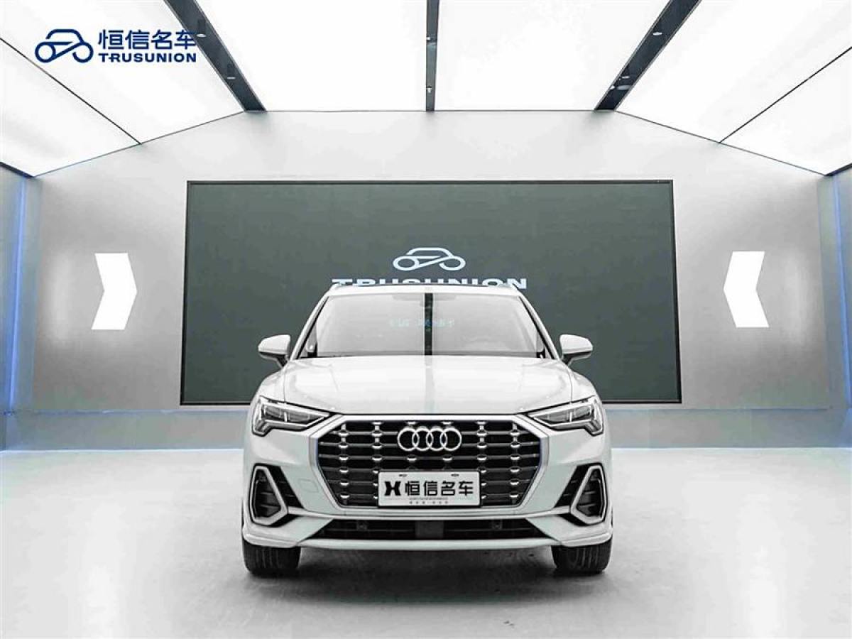 奧迪 奧迪Q3  2022款 35 TFSI 時尚動感型圖片