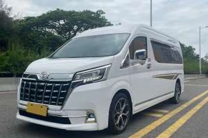 HIACE 丰田 2.7L自动豪华版10座