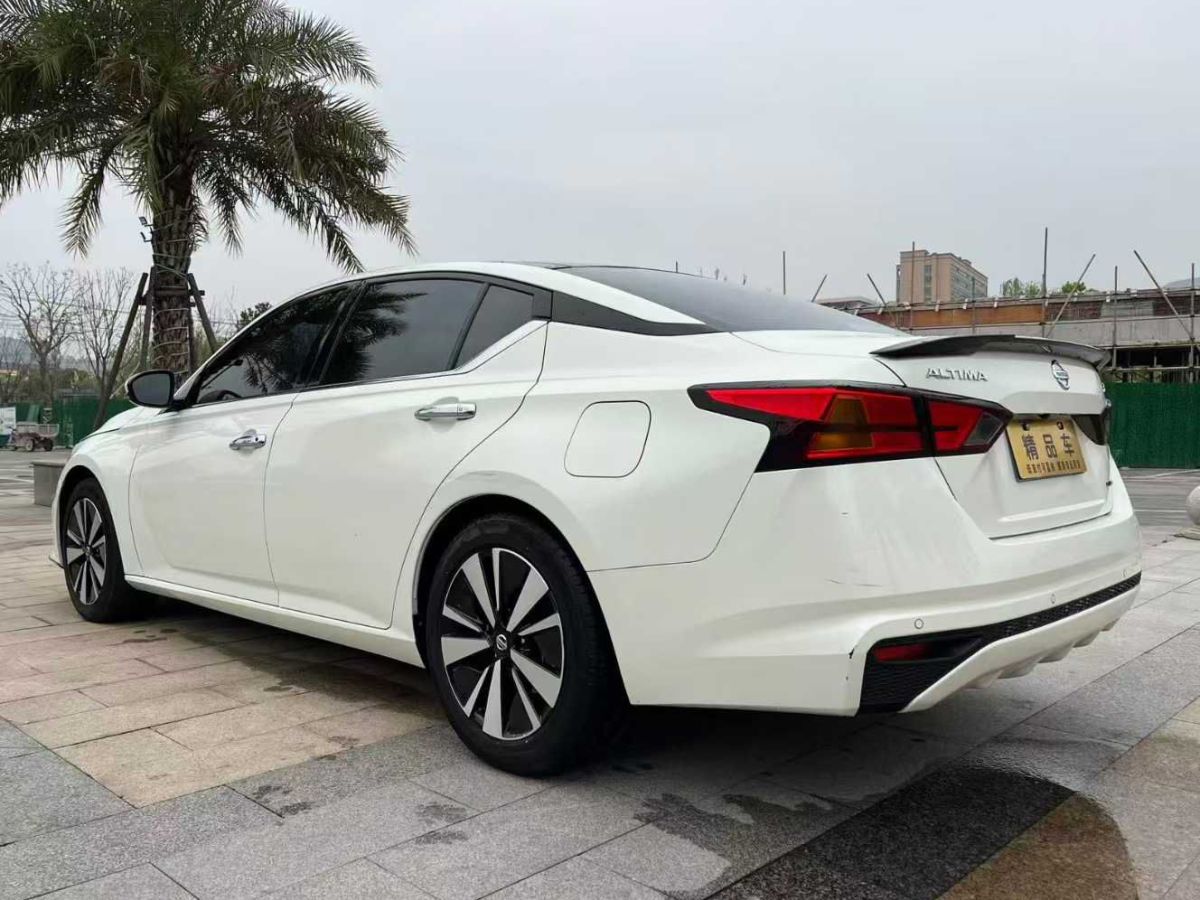 日產(chǎn) 天籟  2022款 2.0L XE 純享版圖片