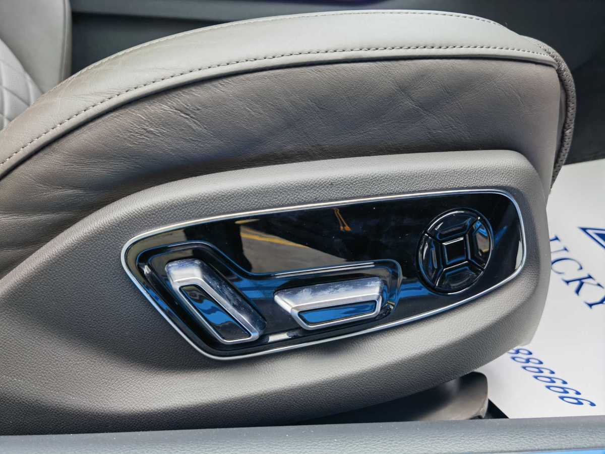 2021年3月奧迪 奧迪A8  2021款 A8L 50 TFSI quattro 舒適型