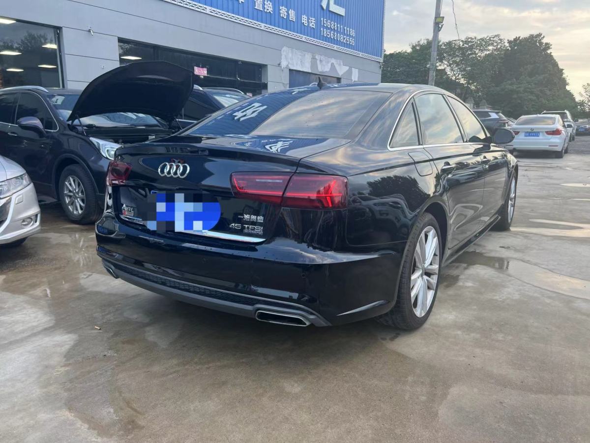 奧迪 奧迪A4L  2018款 30周年年型 45 TFSI quattro 運(yùn)動(dòng)型圖片