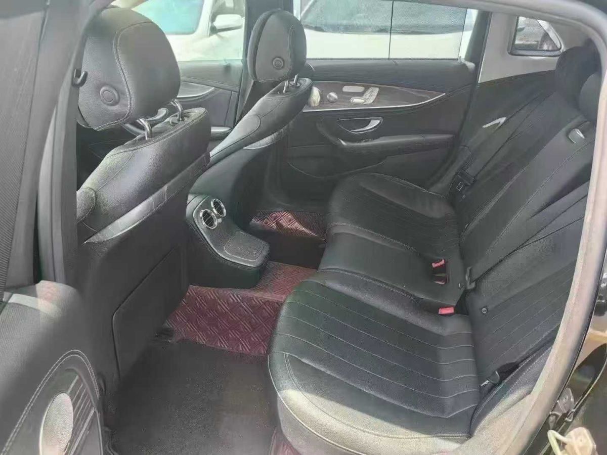 奔馳 奔馳E級(jí)  2022款 E 300 L 豪華型圖片