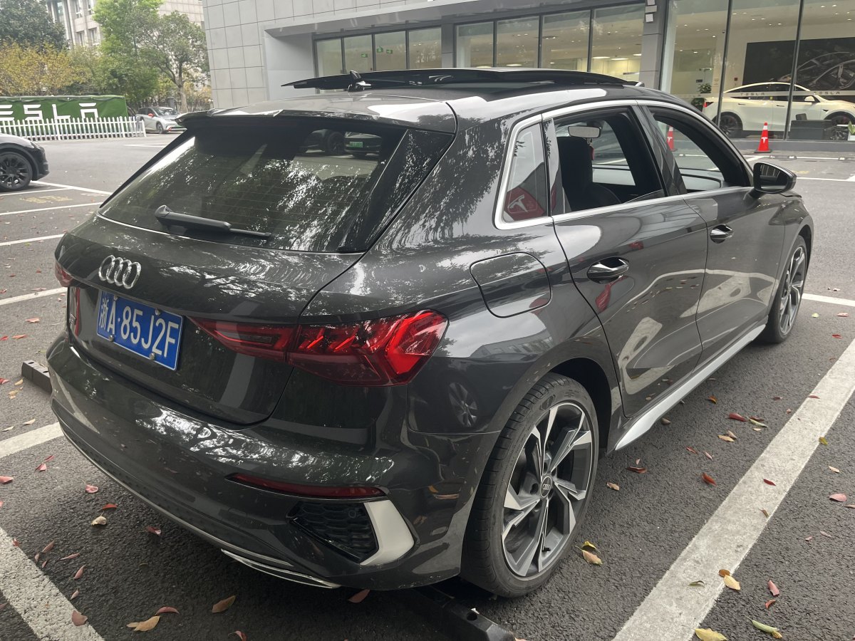 2022年3月奧迪 奧迪A3  2022款 Sportback 35 TFSI 豪華運(yùn)動(dòng)型