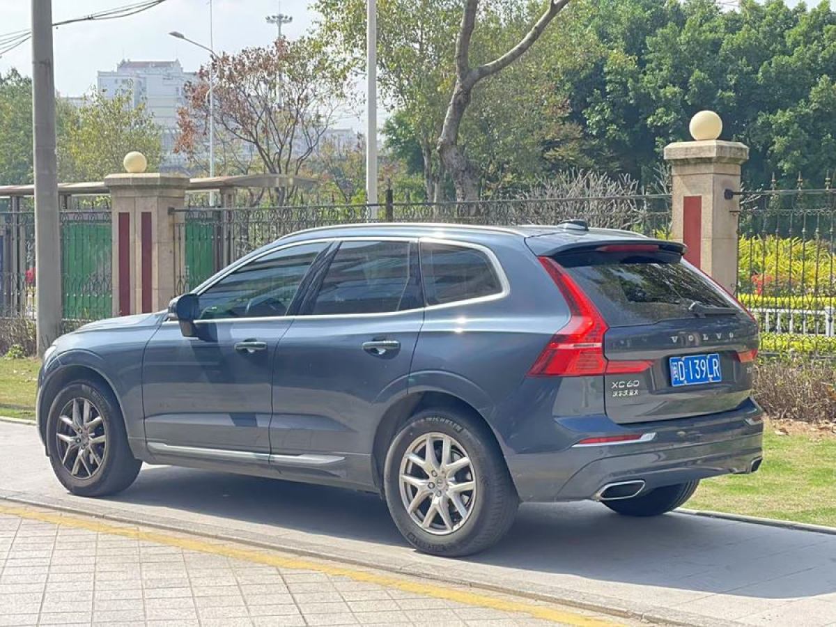 2020年7月沃爾沃 XC60  2021款 T5 四驅(qū)智逸豪華版