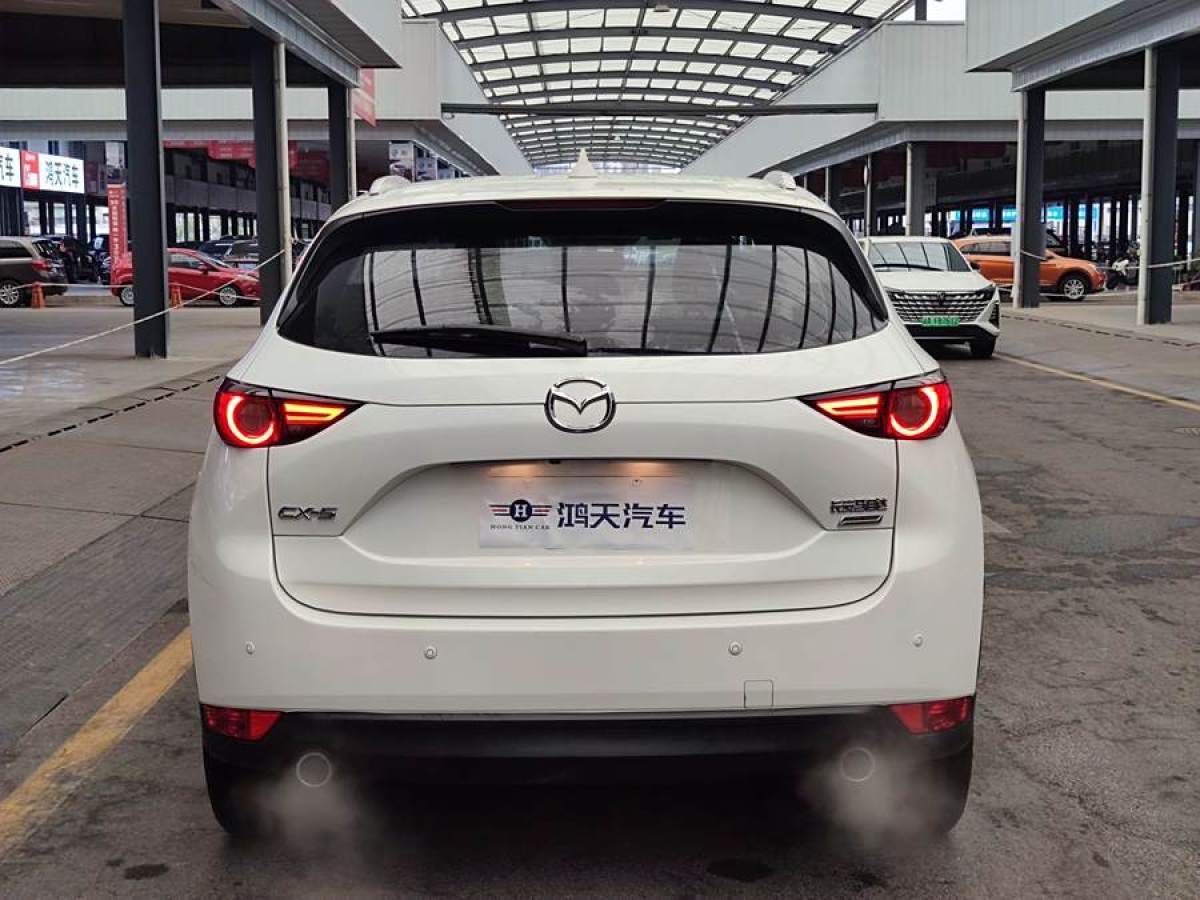 馬自達(dá) CX-5  2020款 改款 2.0L 自動兩驅(qū)智尊型圖片