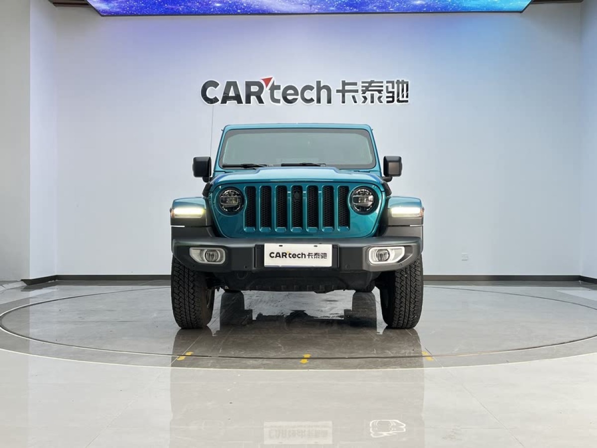 Jeep 牧馬人  2019款 2.0T Sahara 四門炫頂版 國VI圖片