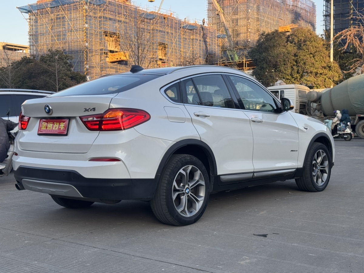 寶馬 寶馬X4  2014款 xDrive20i X設(shè)計(jì)套裝圖片