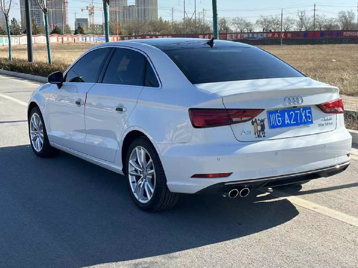 奧迪 奧迪A3  2019款 A3 35TFSI Limousine時尚型圖片