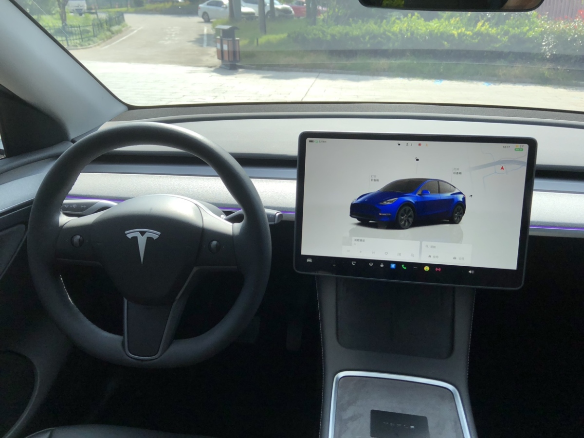 特斯拉 Model 3  2022款 后輪驅(qū)動版圖片