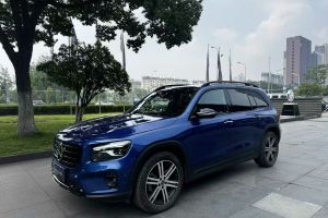 凌寶uni 凌寶汽車 超甜版（手動(dòng)座椅）