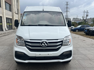 2019年03月 上汽大通 V80 2.0T PLUS 手動(dòng)廂式貨車(chē)VAN短軸中頂3座圖片