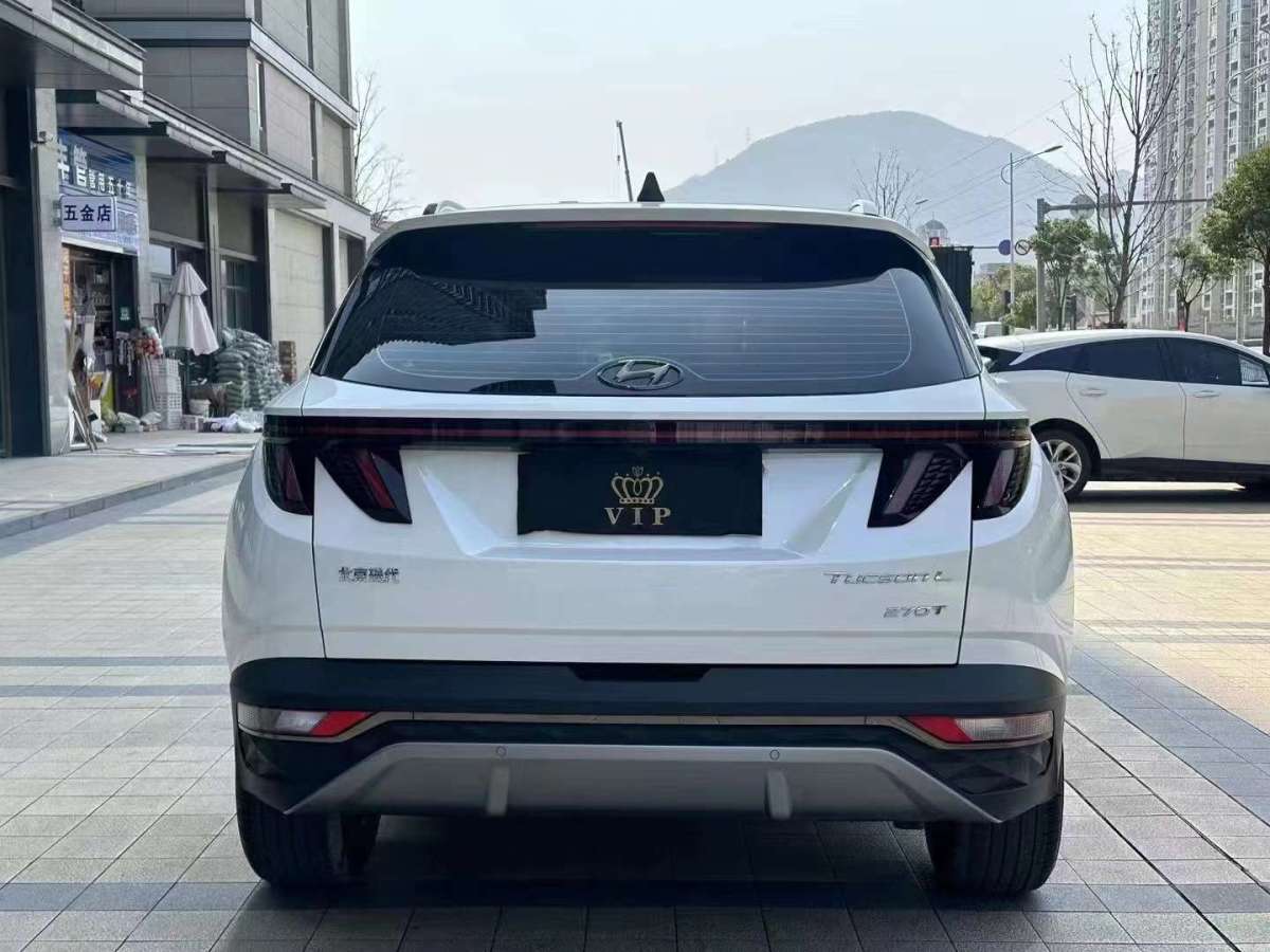 现代 途胜  2021款 途胜L 1.5T LUX尊贵版图片