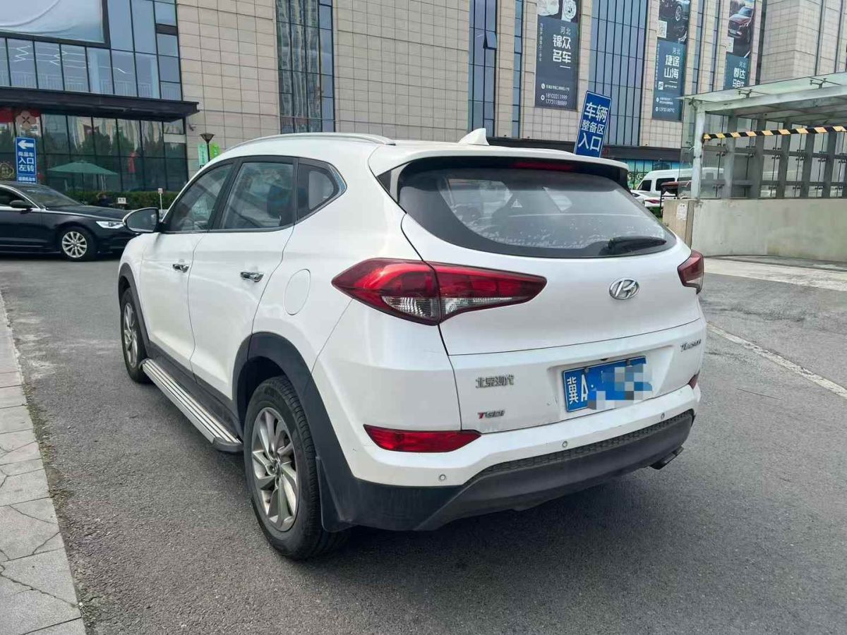 現(xiàn)代 名圖  2016款 2.0L 自動至尊型LUX圖片
