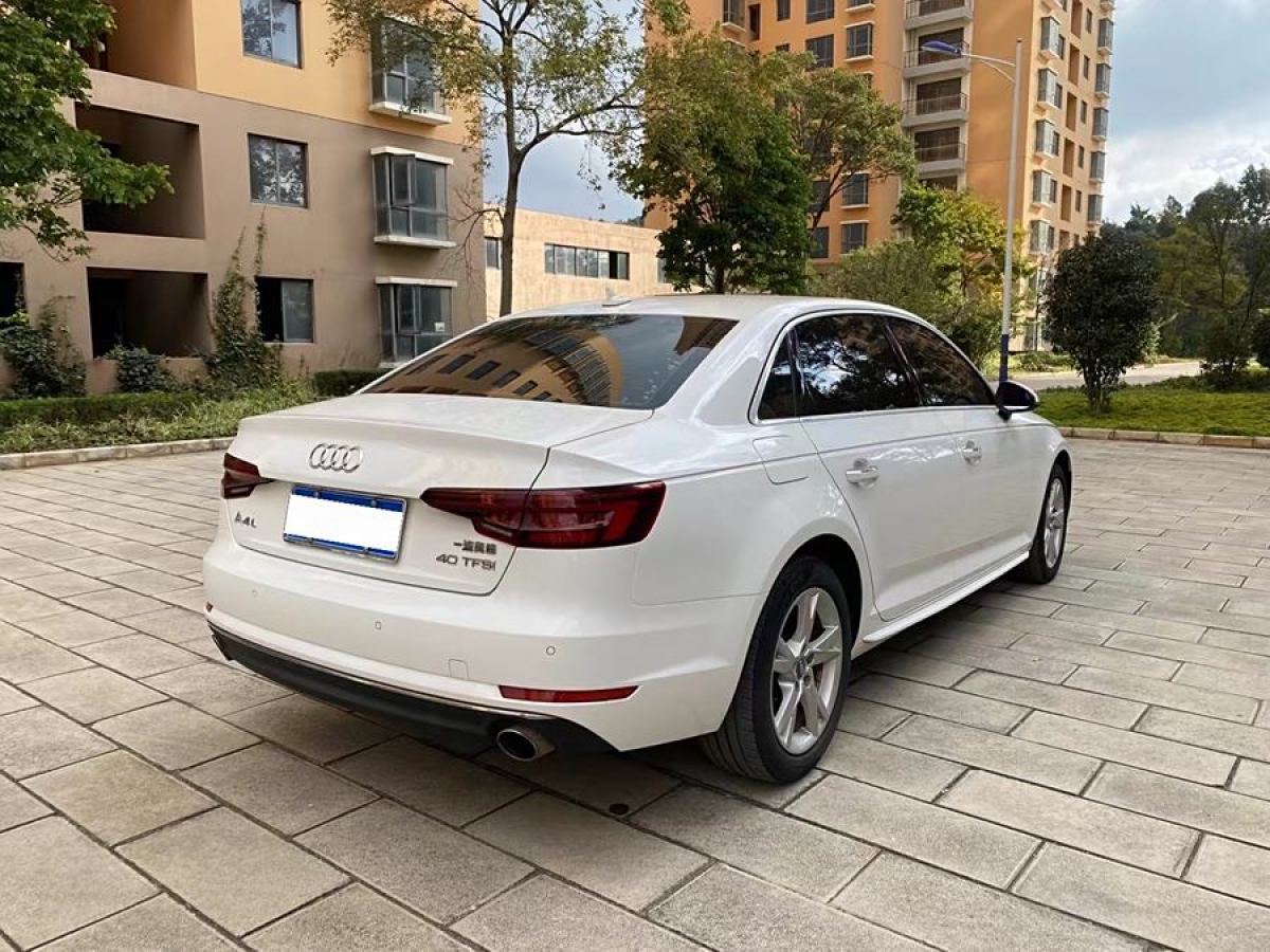 奧迪 奧迪A4L  2018款 30周年年型 40 TFSI 進取型圖片