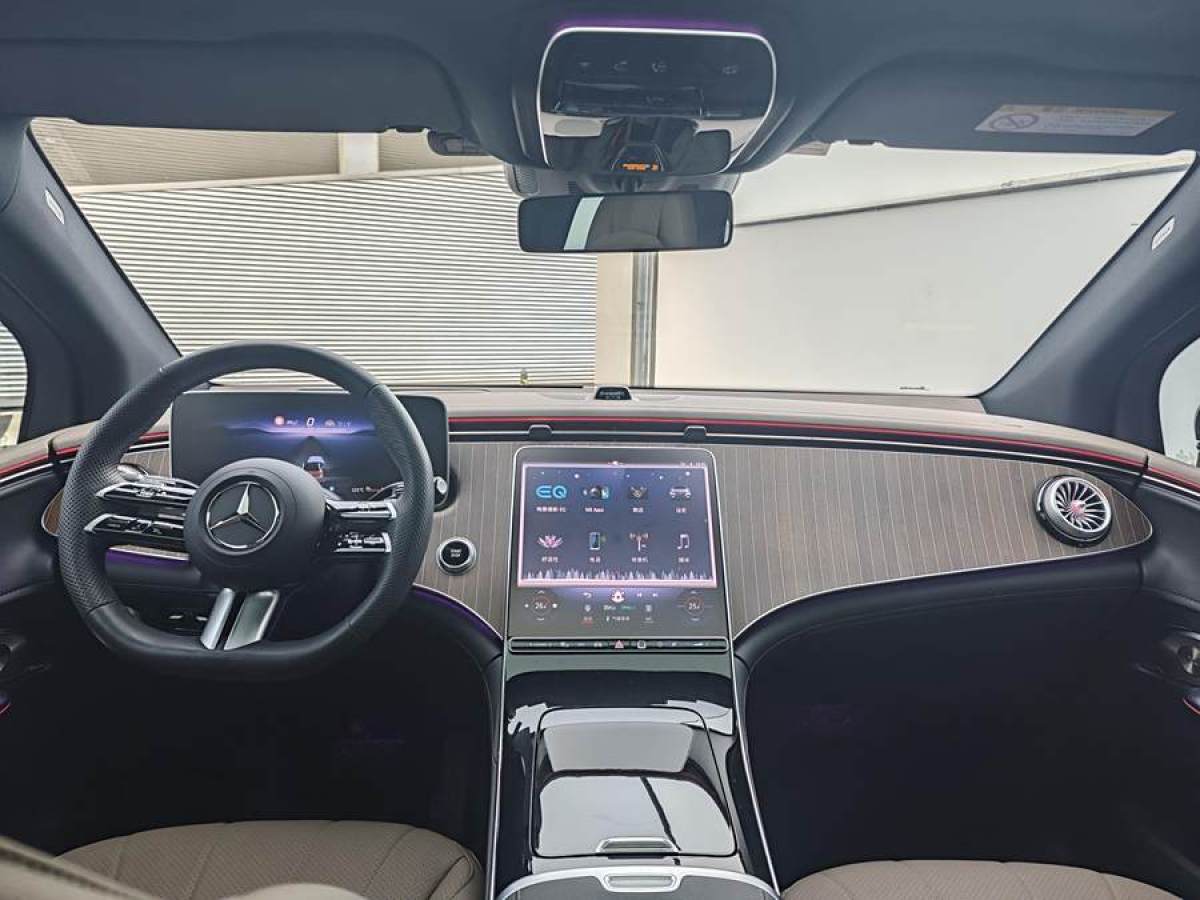 2024年7月奔馳 奔馳EQE SUV  2024款 350 4MATIC 豪華版