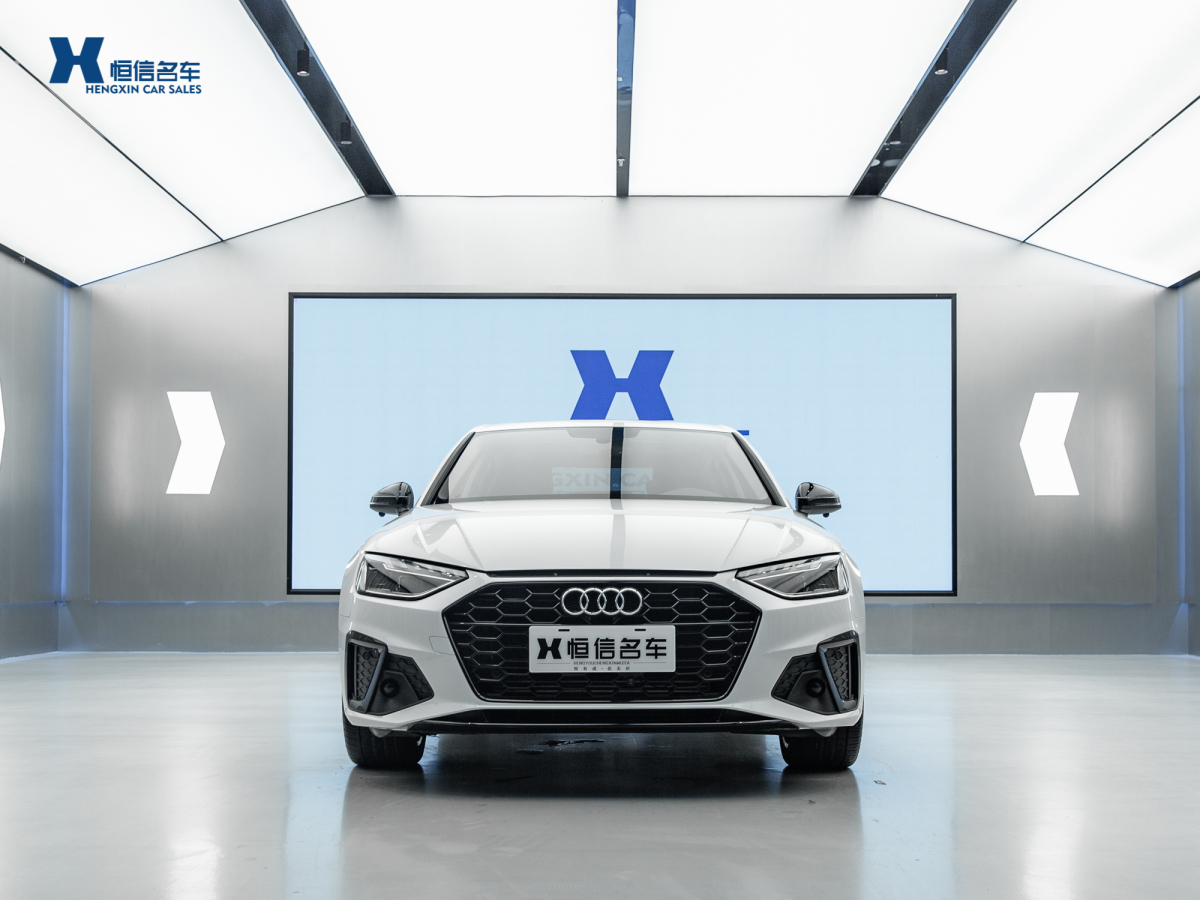 2022年2月奧迪 奧迪A4L  2022款 40 TFSI 豪華動感型