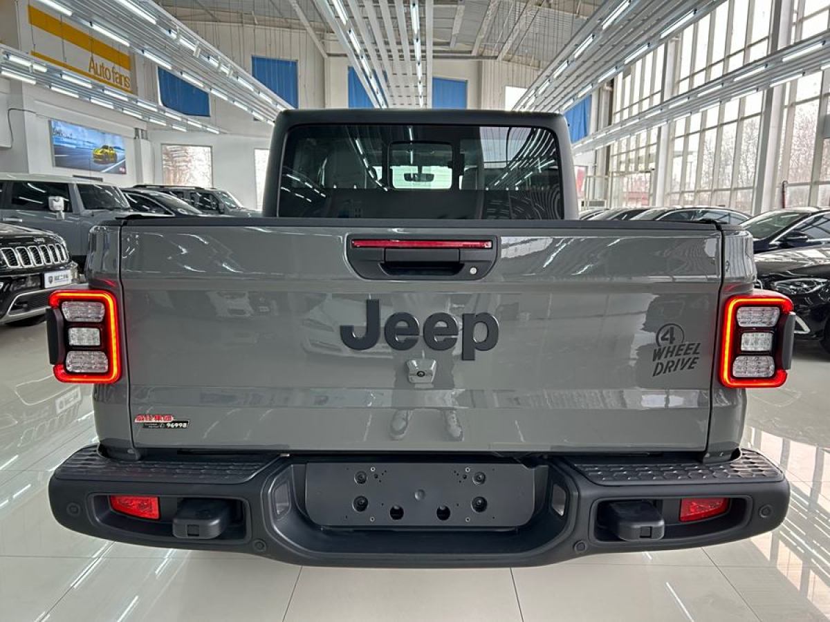 Jeep 角斗士  2023款 3.6L Overland圖片