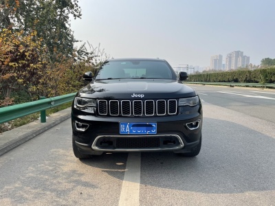 2019年07月 Jeep 大切諾基(進(jìn)口) 3.0L 精英導(dǎo)航版圖片