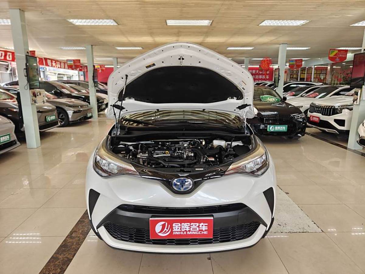 豐田 C-HR  2022款 雙擎 2.0L E-CVT舒適版圖片