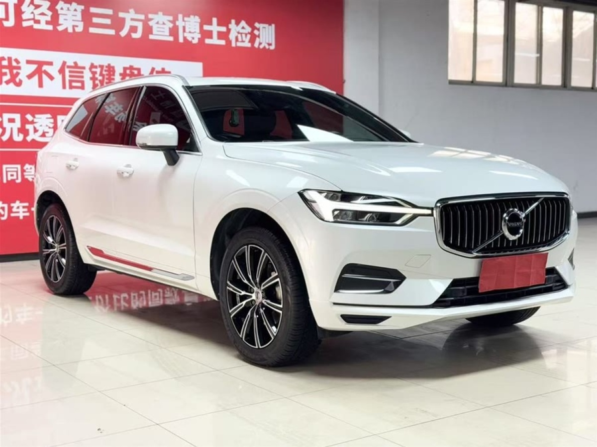 沃爾沃 XC60  2021款 T5 四驅(qū)智遠(yuǎn)豪華版圖片