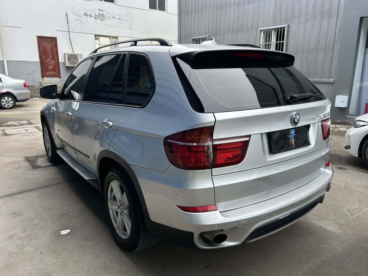 寶馬 寶馬X5  2011款 xDrive35i 領(lǐng)先型圖片