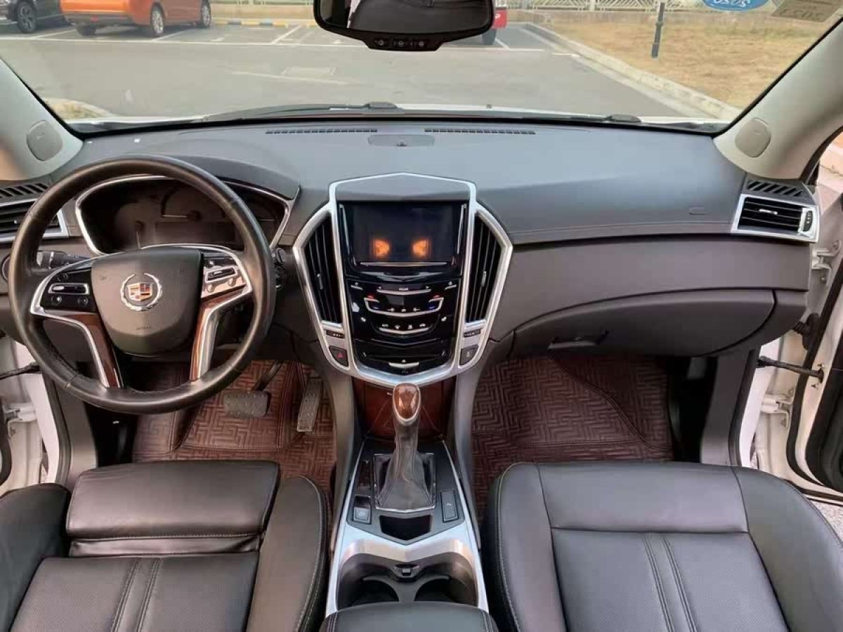 凱迪拉克 SRX  2013款 3.0L 精英型圖片