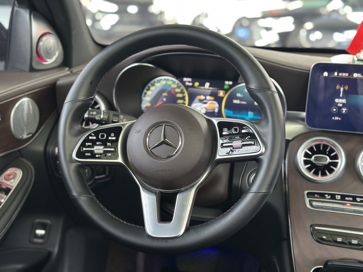 奔馳 奔馳GLC  2018款 改款 GLC 260 4MATIC 豪華型圖片