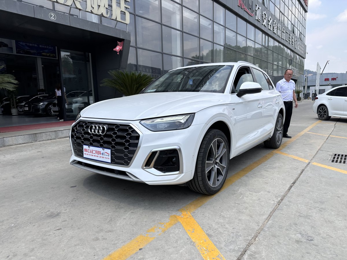奧迪 奧迪Q5L  2022款 改款 45T 豪華動感型圖片