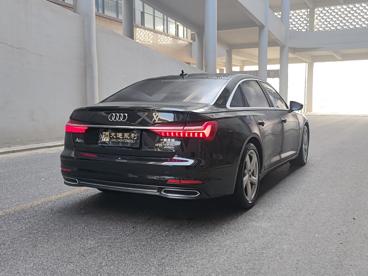 奧迪 奧迪A6L  2020款 45 TFSI quattro 臻選致雅型圖片