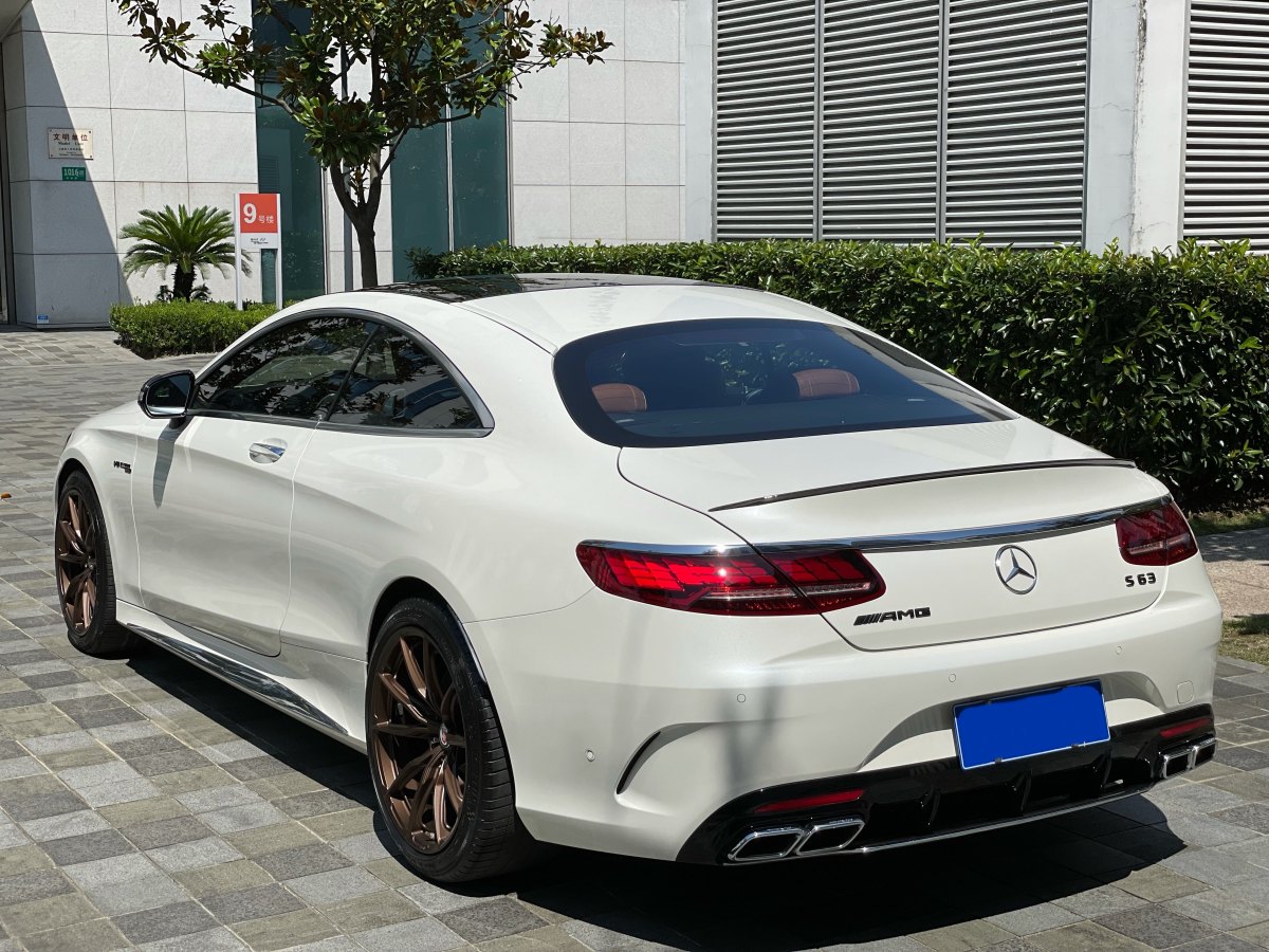 奔驰 奔驰S级AMG  2018款 AMG S 63 4MATIC+ Coupe图片