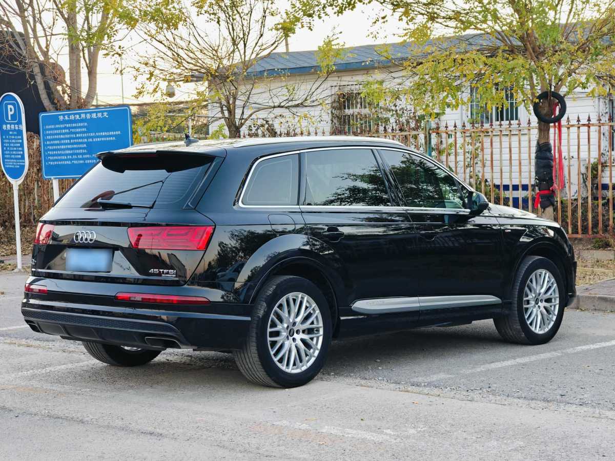 奧迪 奧迪Q7  2016款 45 TFSI S line運(yùn)動型圖片