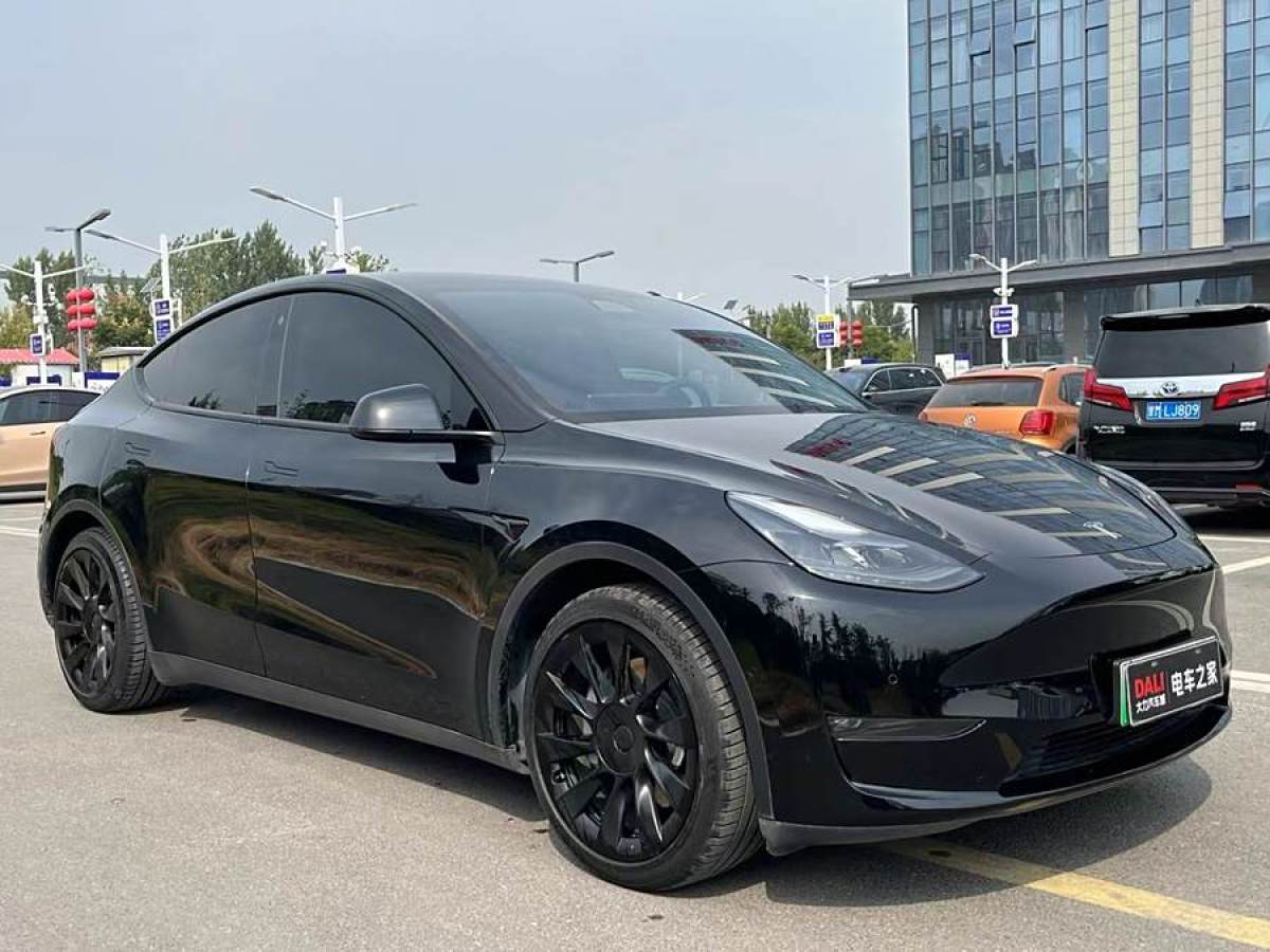 2021年9月特斯拉 Model Y  2021款 改款 標(biāo)準(zhǔn)續(xù)航后驅(qū)升級版