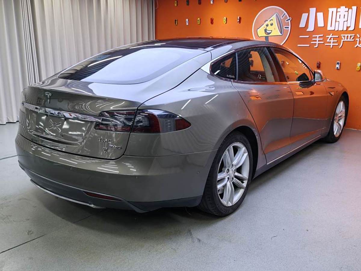 特斯拉 Model S  2015款 Model S 70D圖片