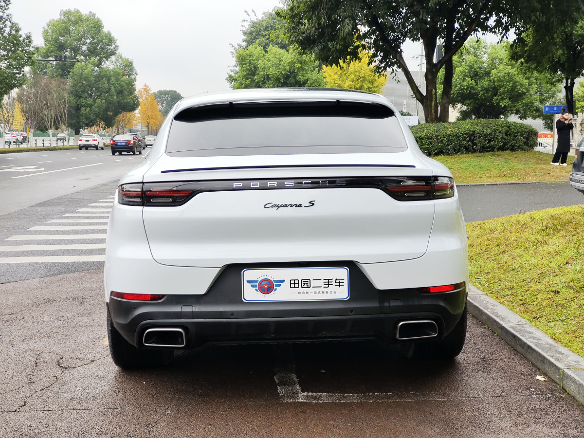 保時捷 Cayenne  2022款 Cayenne Coupé 3.0T 鉑金版圖片