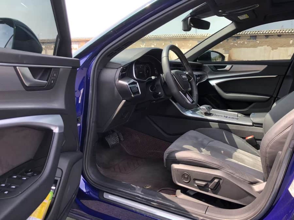 奧迪 奧迪A6L  2019款 45 TFSI 臻選動(dòng)感型圖片
