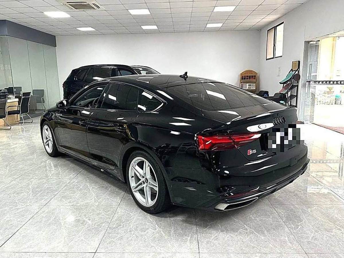 奧迪 奧迪A5  2023款 Sportback 40 TFSI 時(shí)尚動(dòng)感型圖片