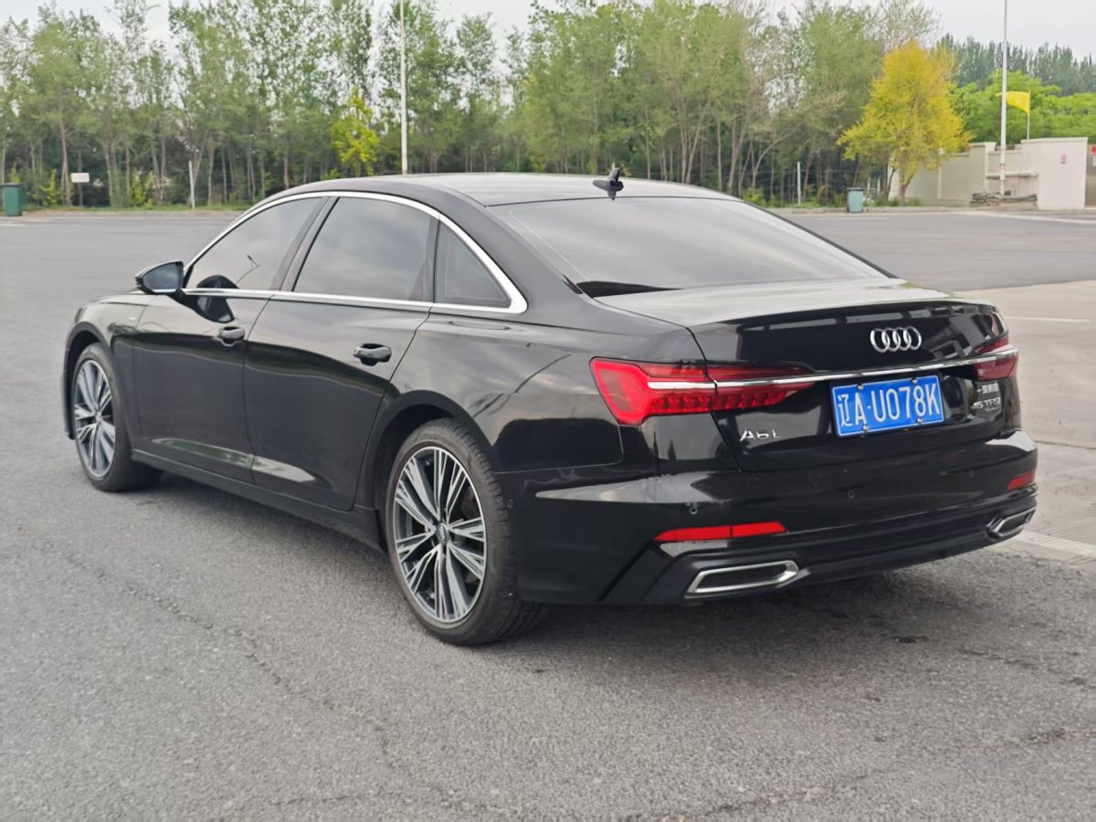 奧迪 奧迪A6L  2021款 45 TFSI quattro 臻選動感型圖片