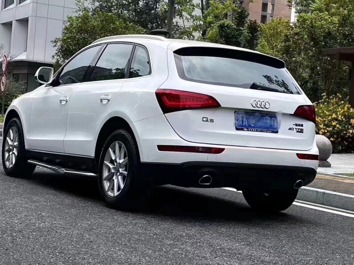 奧迪 奧迪Q5  2015款 40 TFSI 進(jìn)取型圖片