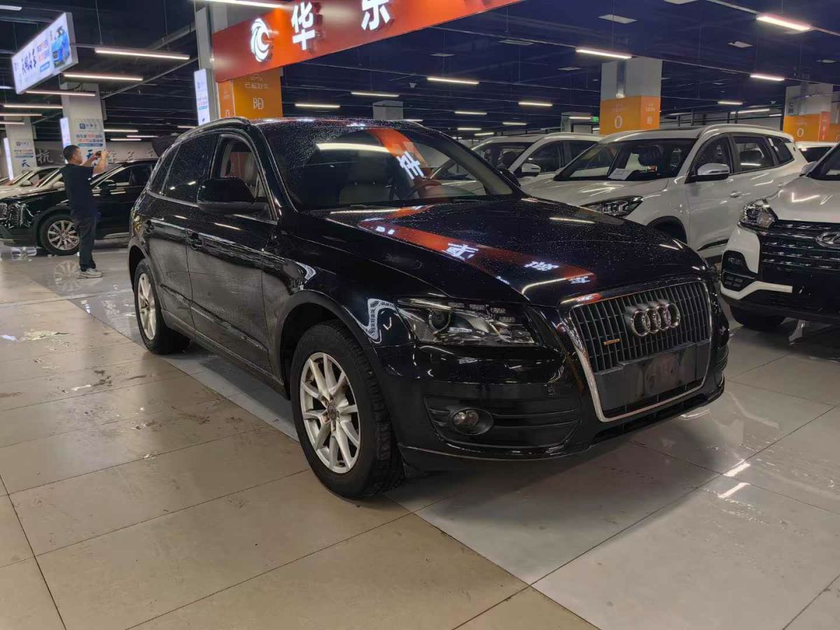 2013年1月奧迪 奧迪Q5  2013款 Q5 3.0TFSI 45TFSI Quattro 運(yùn)動(dòng)型