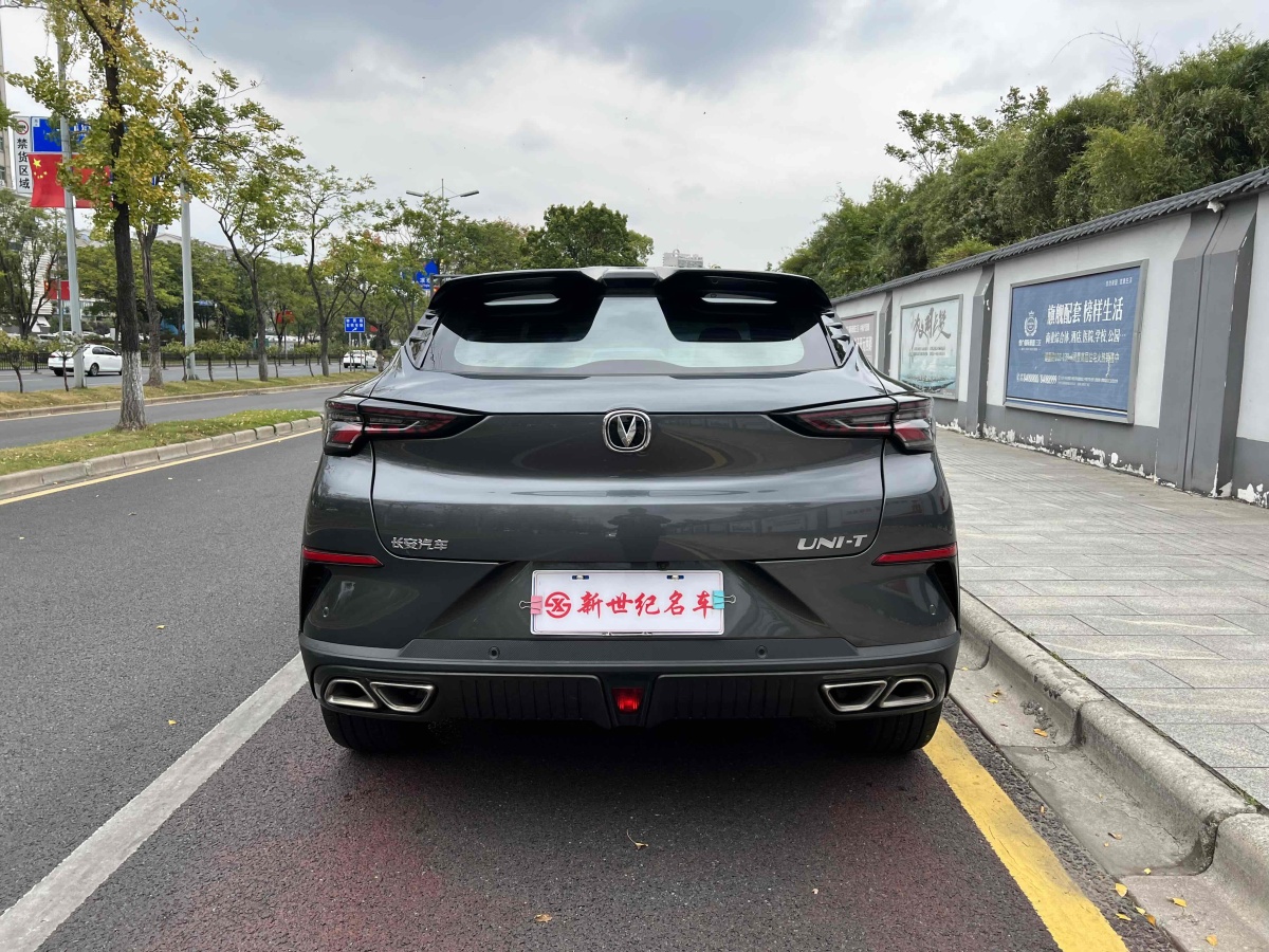 2022年5月長(zhǎng)安 UNI-T  2022款 1.5T 尊貴型