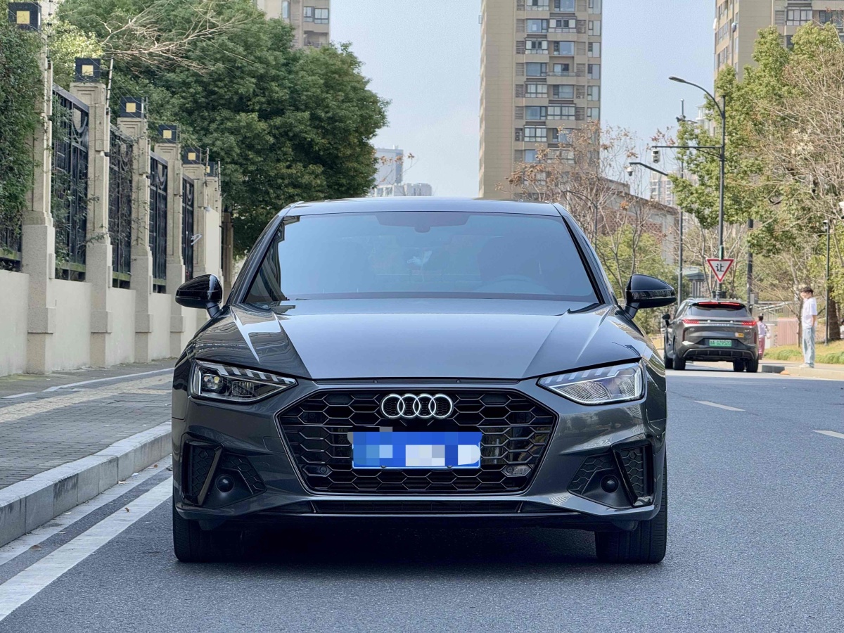 奧迪 奧迪A4L  2023款 40 TFSI 豪華動感型圖片