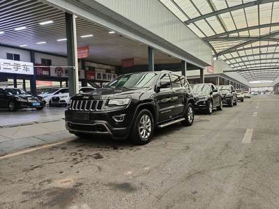 2016年3月 Jeep 大切諾基(進(jìn)口) 3.0TD 柴油 舒享導(dǎo)航版圖片