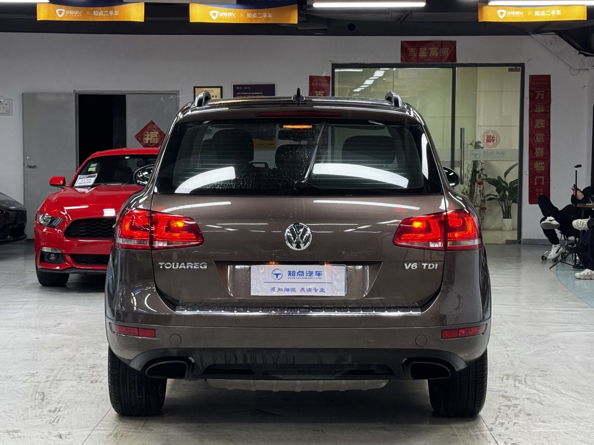 大眾 途銳  2011款 3.0TDI 柴油標(biāo)配型圖片