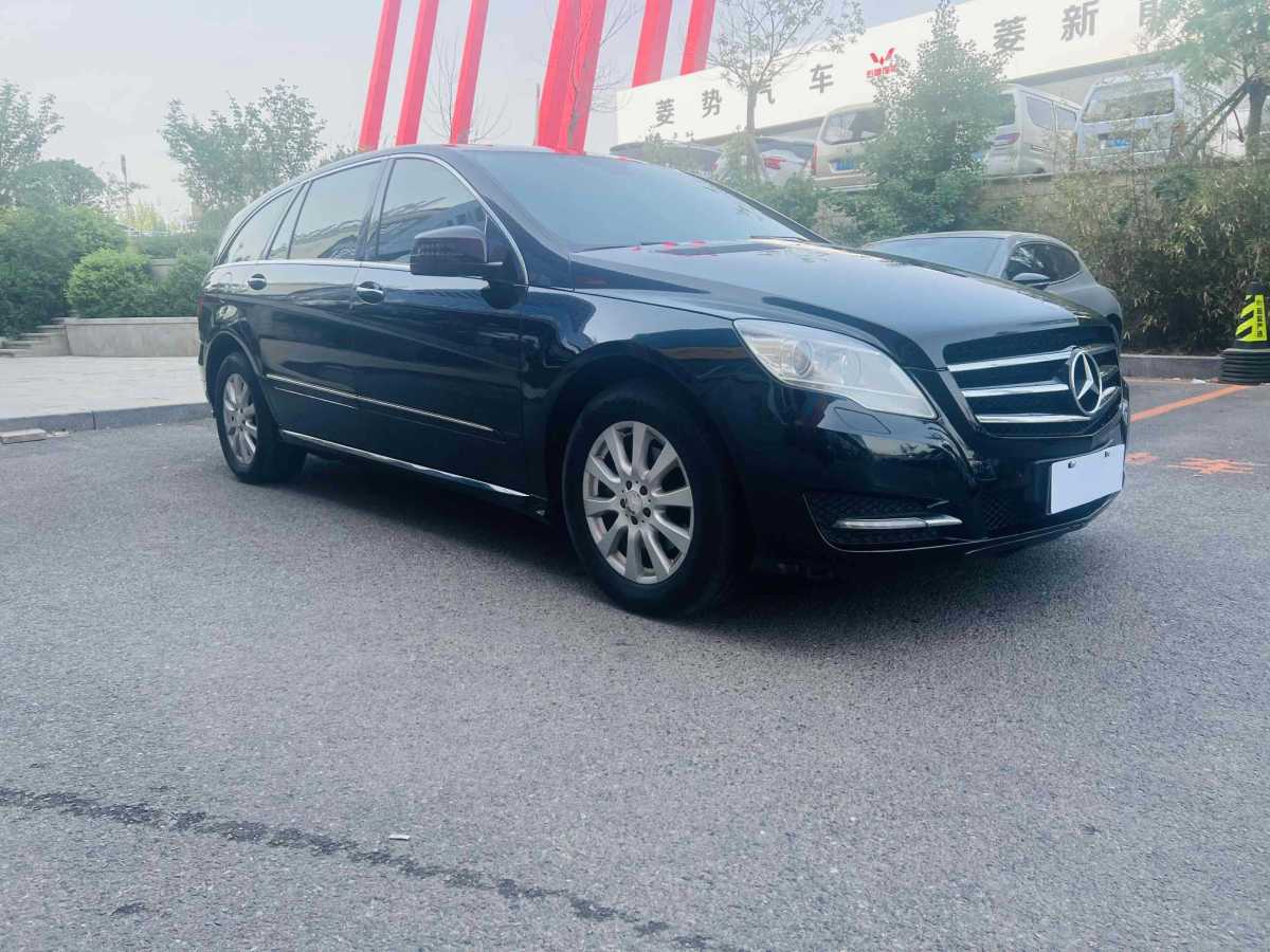 2012年4月奔馳 奔馳R級(jí)  2011款 R 350 L 4MATIC