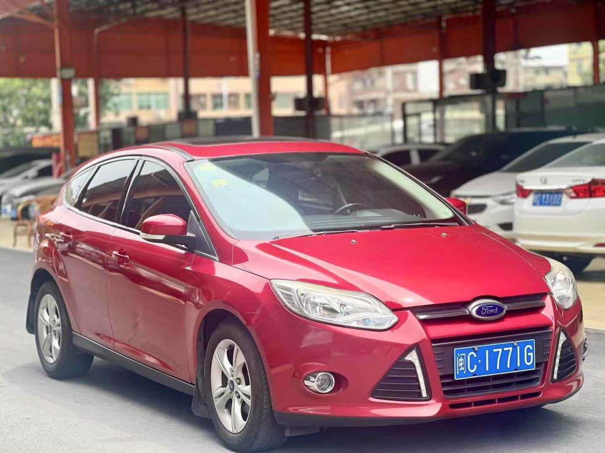 福特 ?？怂? 2013款 三廂經(jīng)典 1.8L 自動(dòng)基本型圖片