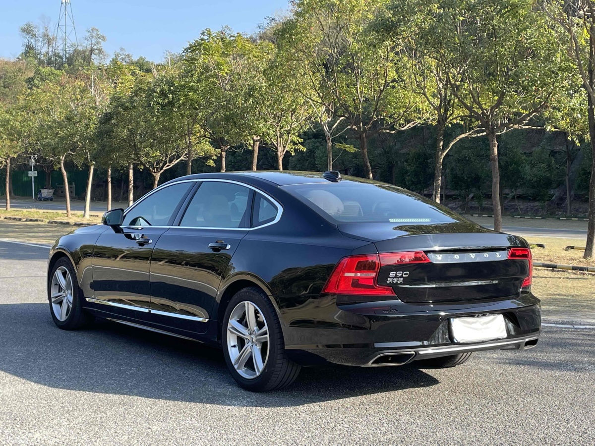 沃爾沃 S90  2019款 T5 智逸版圖片