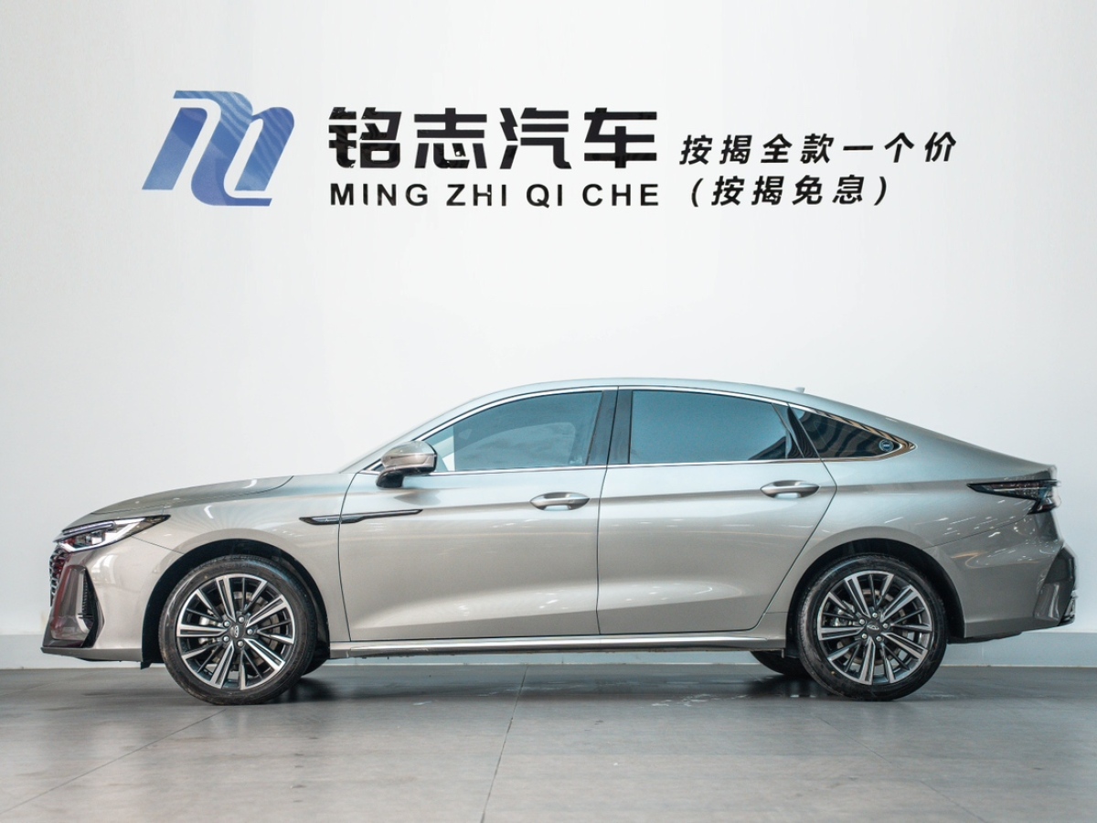 奇瑞 艾瑞澤8  2023款 1.6T DCT雅圖片